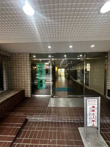 Room image 12